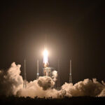 China lança espaçonave de carga Tianzhou-7 com sucesso | Mundo & História