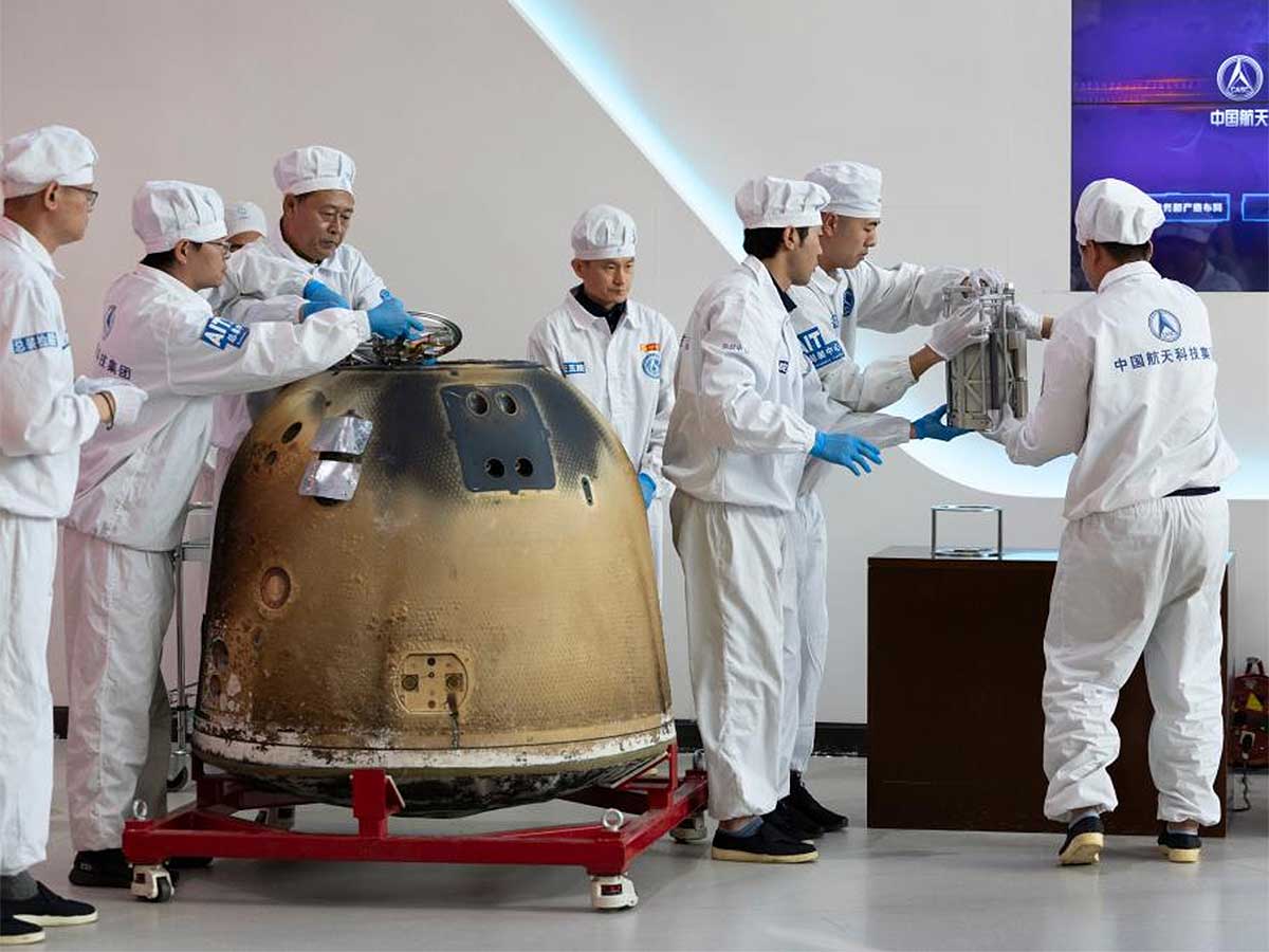 China abre cápsula com amostras do lado oculto da Lua | Mundo & História