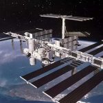 Nasa escolhe SpaceX para criar veículo que tirará ISS de órbita | Mundo & História