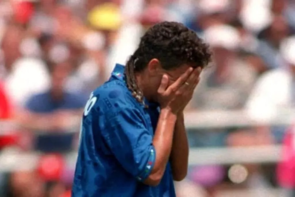 Pênalti perdido por Baggio na Copa de 1994 completa 30 anos | Mundo & História