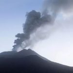 Colunas de fumaça do vulcão Etna chegam a quase 10 km de altura | Mundo & História