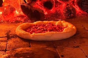 Pizzaria mais antiga do Brasil completa 100 anos | Mundo & História