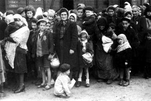 Auschwitz celebra 80 anos de libertação | Mundo & História